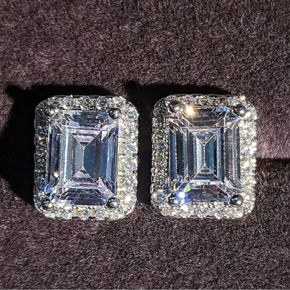 The Cocktail Earrings statement stud earrings - Picture 1 of 6